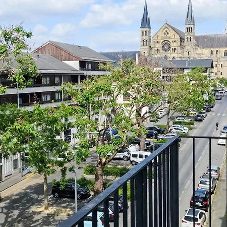 Апартаменты La Belle Chanteraine 80 M2 Vue Basilique *